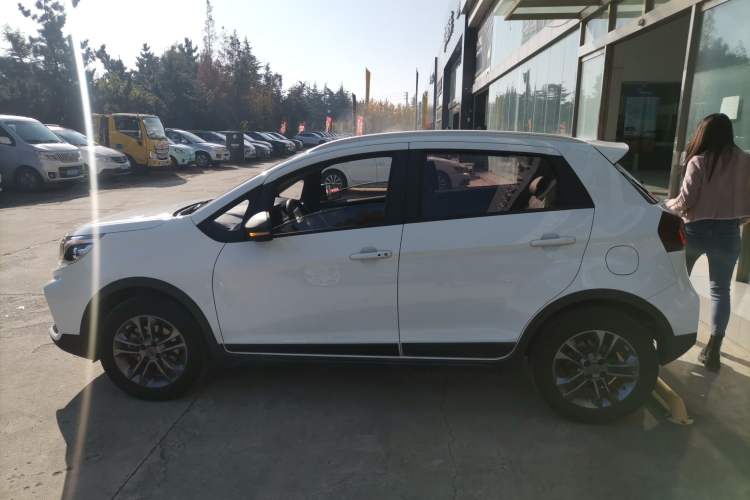 Used Geely Auto Vision X3 2020 1.5L CVT Elite Edition