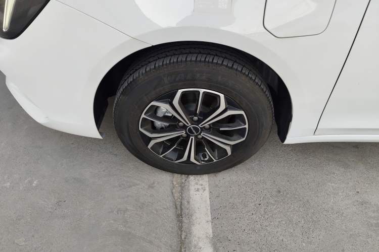 Used Roewe i6 MAX New Energy 2023 EV 420 Skyroof Special Edition
