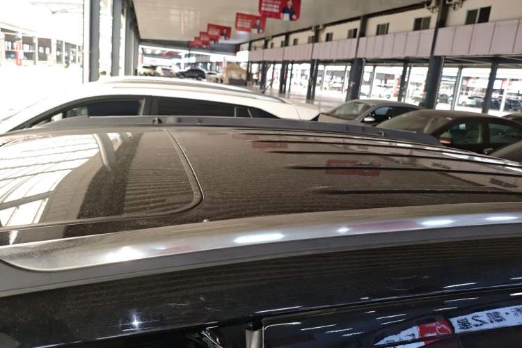 Used  Compass 2014 2.0L two-wheel drive sport version
