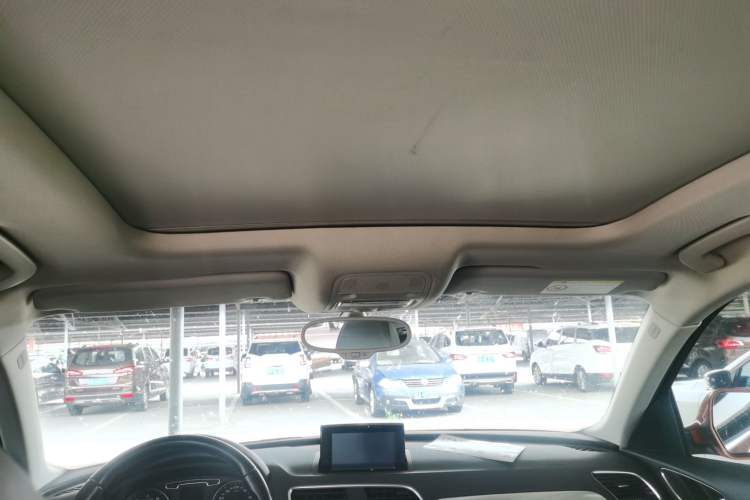 Used Audi Q3 2015 35 TFSI Comfort Model
