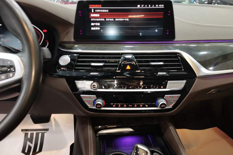 Used BMW 5 Series 2020 525Li M Sport Package
