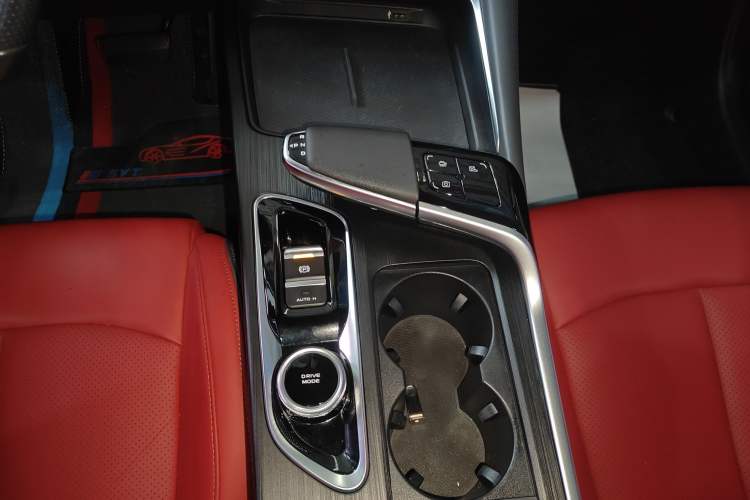 Used Changan UNI-T 2020 1.5T Prestige Version
