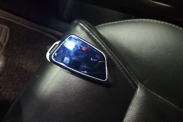 Used Cadillac XT5 2018 25T Luxury Model