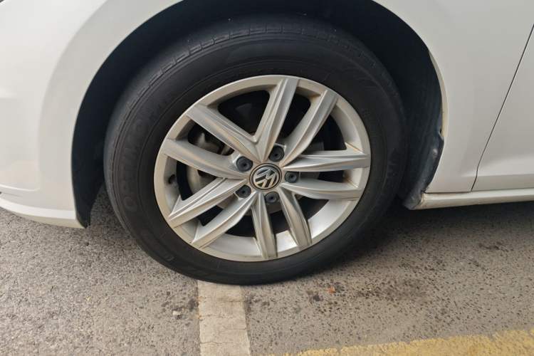 Used Volkswagen Golf 2018 1.6L Automatic Comfort Model
