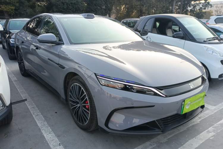 Used BYD Han 2025 EV with 701 km of Laser Radar-Enabled Intelligent Driving
