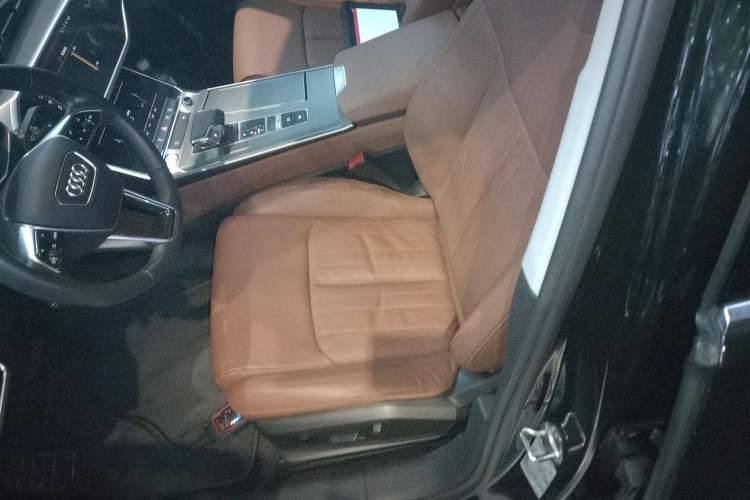 Used Audi A6L 2019 40 TFSI Luxury Prestige Edition
