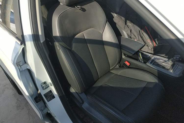 Used Roewe RX5 2020 20T Automatic 4G Connect Superior Flagship Edition
