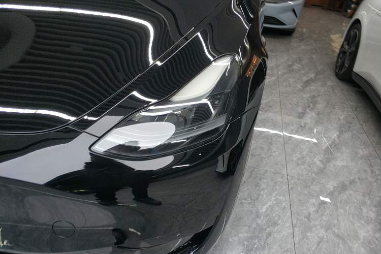 Used Tesla Model Y 2022 Rear-Wheel-Drive Version
