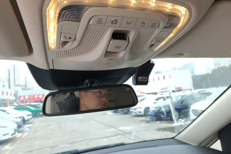 Used Mercedes-Benz V-Class 2020 V 260 L Long-wheelbase Luxury Edition
