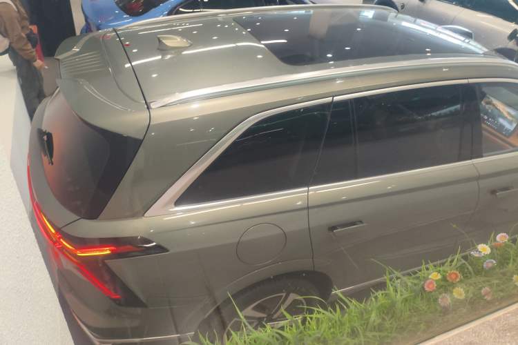 Used Wey Lanshan 2025 Four-Wheel Drive Ultra