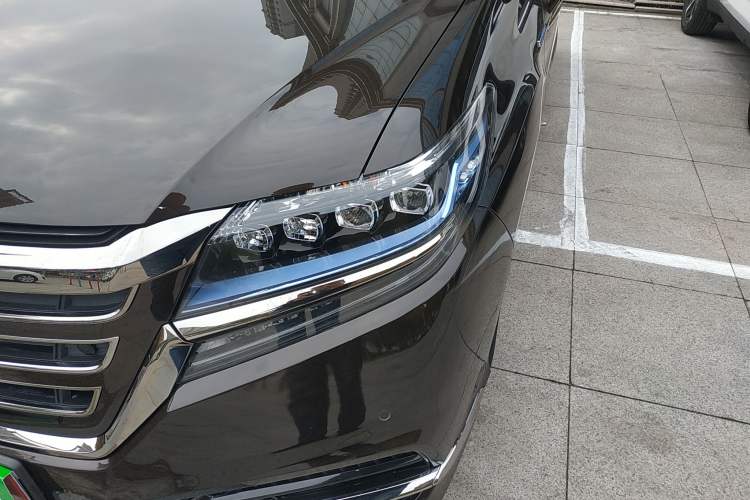 Used Honda Elysion 2019 2.0L Hybrid Supreme Edition
