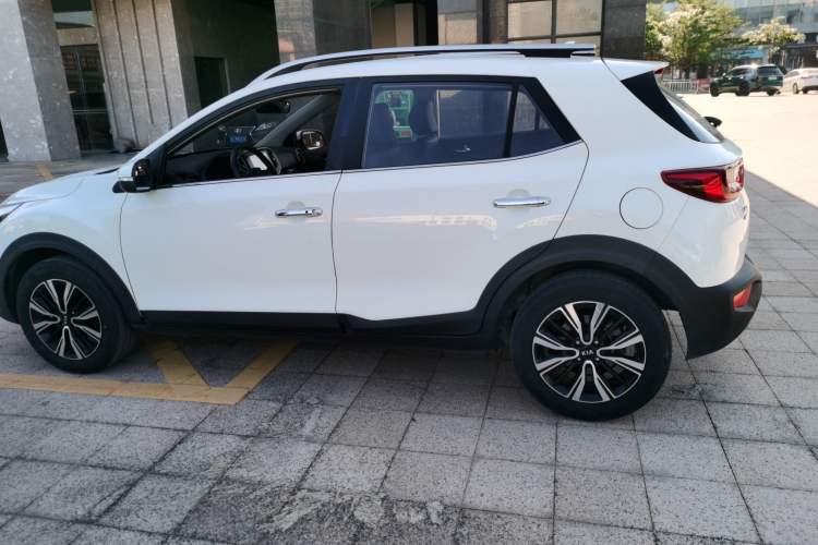 Used Kia Stonic 2019 1.4L Automatic Sport Edition China VI

