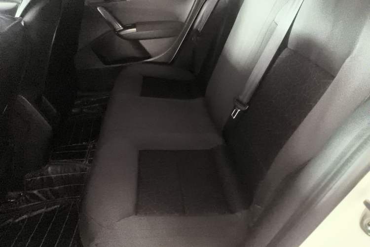 Used Volkswagen Lavida 2013 Revised Classic 1.6L Automatic Fashion Edition