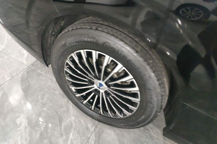 Used Denza D9 2024 DM-i 980 Four-Wheel Drive Prestige Model
