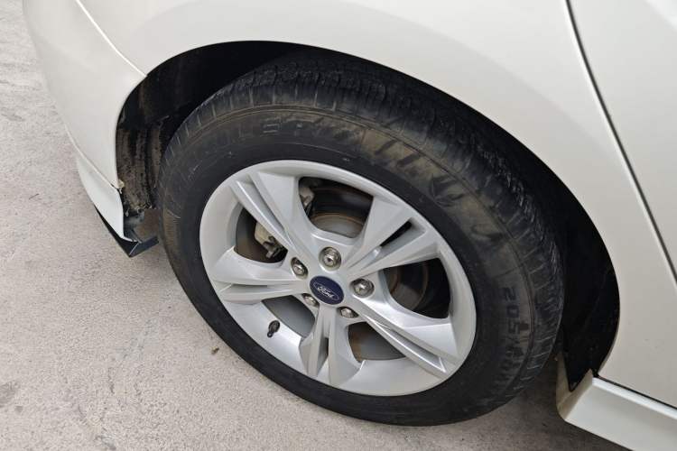 Used Ford Focus 2017 Hatchback 1.6L Automatic Comfort Plus SmartDrive Edition
