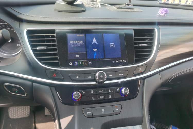 Used Buick LaCrosse 2022 652T Luxury Version
