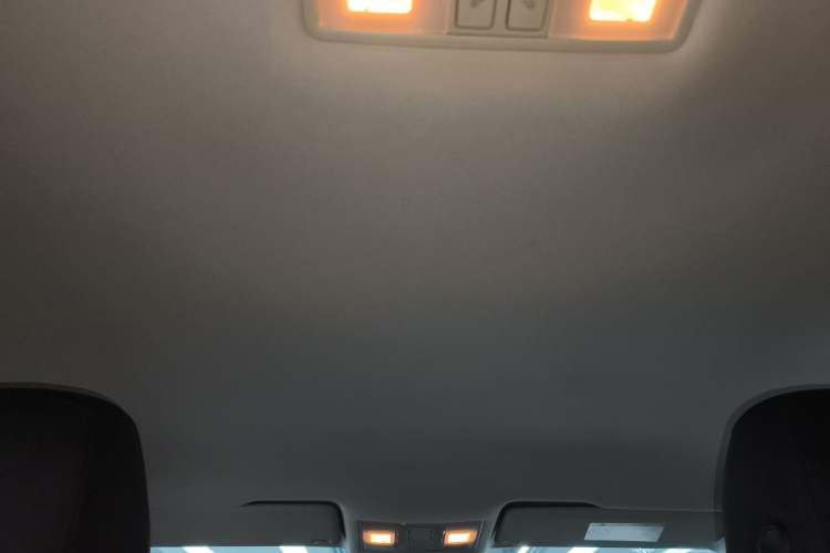 Used Volkswagen Lamando 2015 230TSI DSG Fashion Edition
