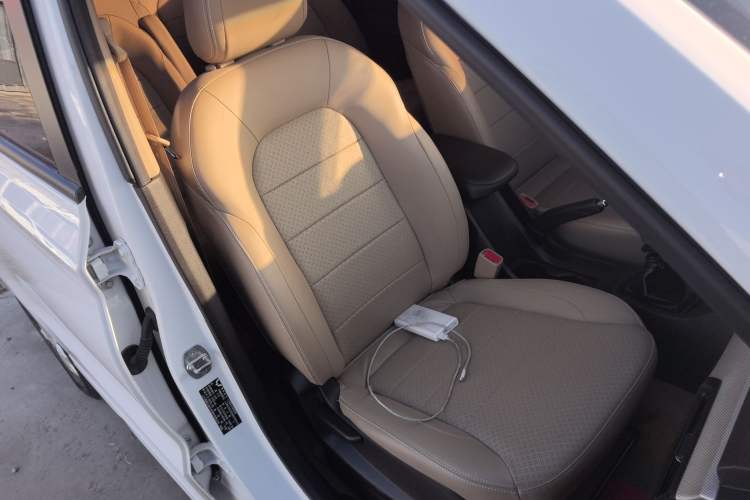 Used Wuling Hongguang 2021 1.5L Facelifted S Comfort Version with Electric Power Steering LAR
