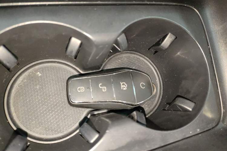 Used BYD Qin PLUS 2024 HONOR Edition DM-i 55KM Leading Model
