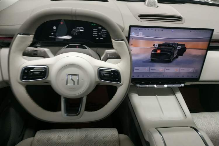 Used Zeekr 7X 2025 100kWh Long-Range All-Wheel Drive Intelligent Driving Version
