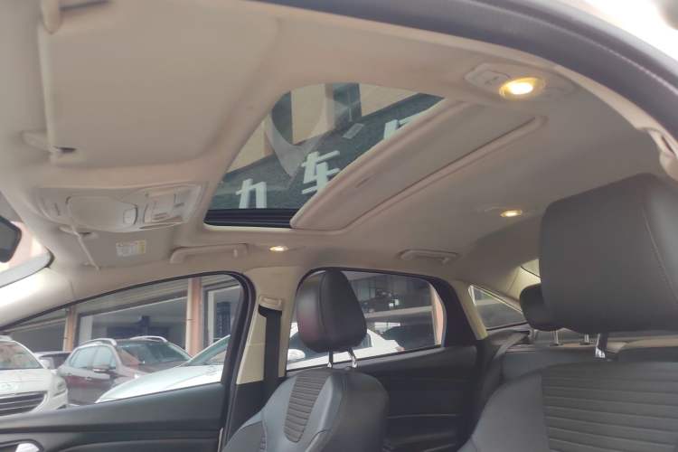 Used Ford Focus 2015 Sedan 1.6L Automatic Trend Model
