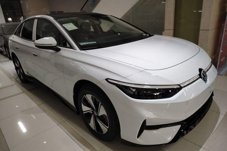 Used Volkswagen ID.7 VIZZION 2024 AIR model