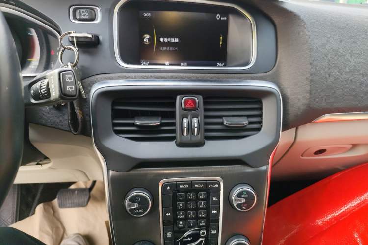 Used Volvo V40 2014 2.0T Zhiya Edition