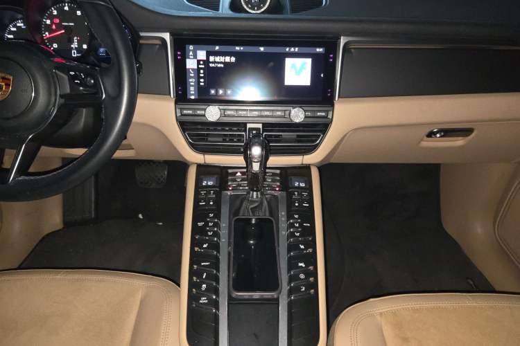 Used Porsche Macan 2018 Macan 2.0T