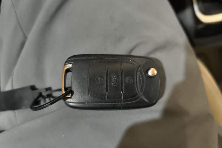 Used Baojun 310W 2017 1.5L Manual Comfort Model China V Standard
