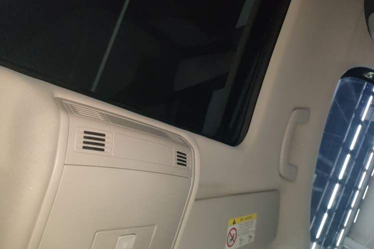 Used Volkswagen Tayron 2023 280TSI Two-Wheel-Drive Luxury Plus Advanced Version