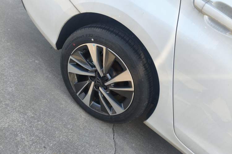 Used Peugeot 408 2022 1.6T Light-Chasing Edition
