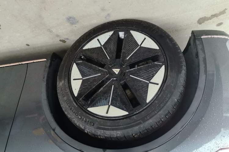 Used  SL03 2022 1.5L 1200 Extended-Range Version
