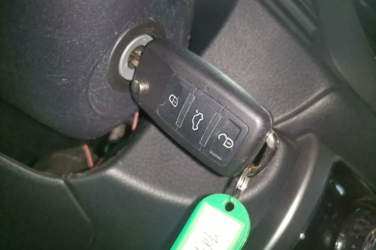 Used Toyota YARiS L 2021 X-Trail 1.5L CVT Luxury Edition
