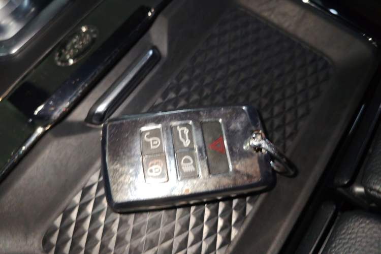 Used Land Rover Range Rover Evoque 2020 249 PS Youth Edition