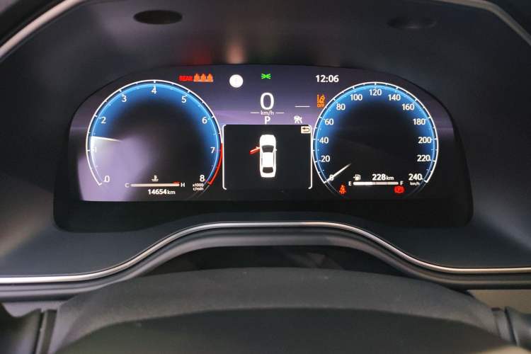 Used Toyota Avalon 2024 2.0L Luxury Edition
