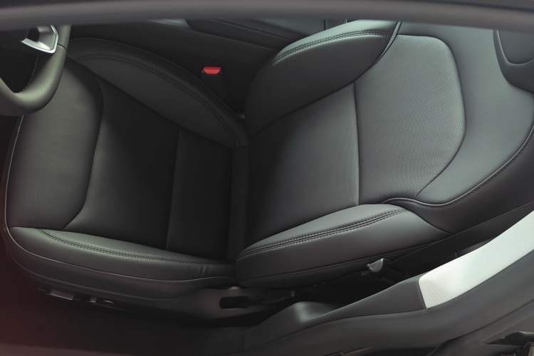 Used Tesla Model 3 2025 Rear-Wheel-Drive Version