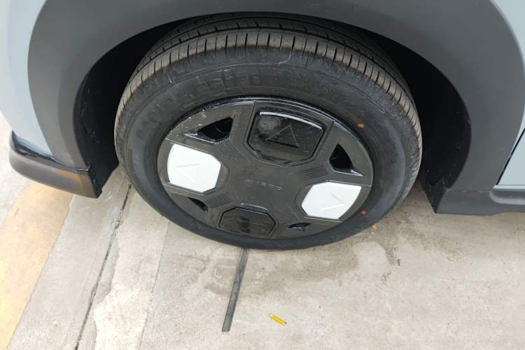 Used Geely Galaxy Panda 2025 210km Panda Kart
