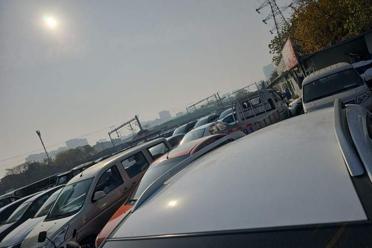 Used  Refine S3 2014 1.5L CVT Luxury Smart Model
