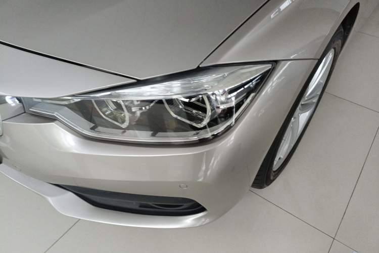 Used BMW 3 Series 2016 320i Fashion Model
