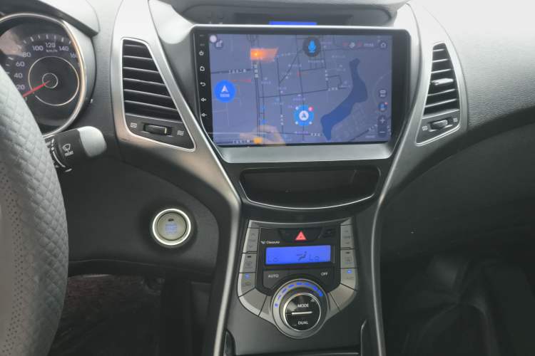 Used Hyundai Elantra 2015 1.6L Automatic Luxury Model