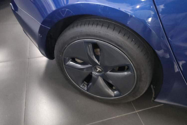 Used Tesla Model 3 2019 Standard Range Rear-Drive Upgraded Version
