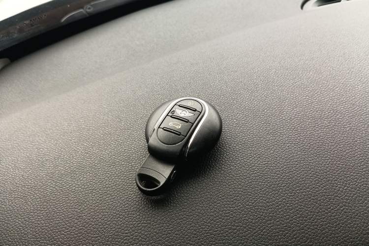 Used  MINI 2014 1.2T ONE+
