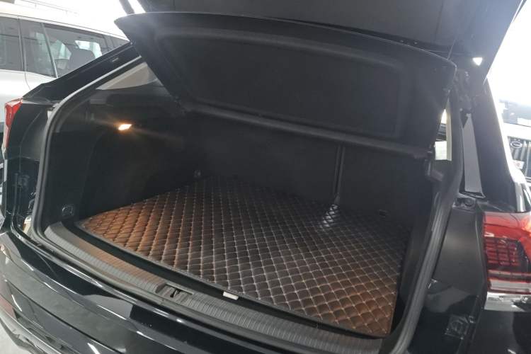 Used Volkswagen Teramont X 2020 Revised Version 330TSI Two-Wheel Drive Luxury Edition
