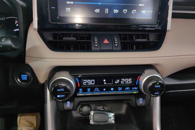 Used Toyota RAV4 2020 2.0L CVT Two-Wheel Drive Fashion Edition
