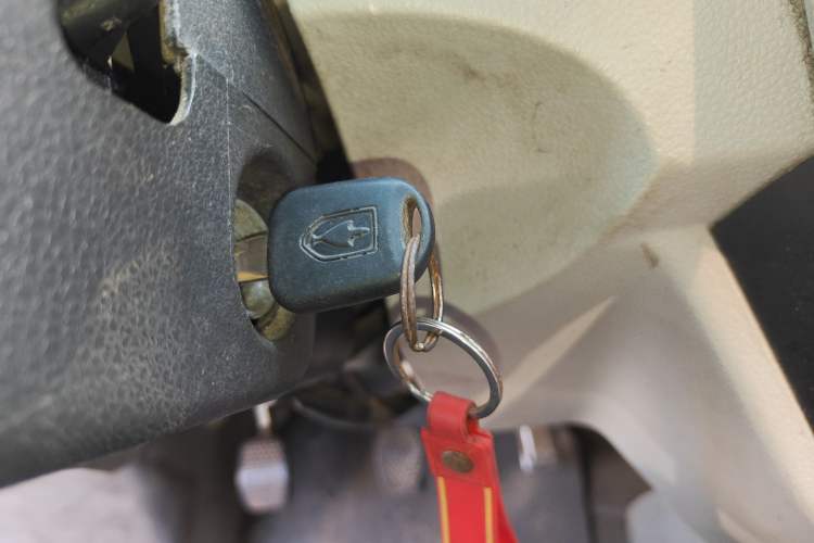 Used Jinbei New Hiace X30L 2016 1.3L Wealth Edition DLCG12