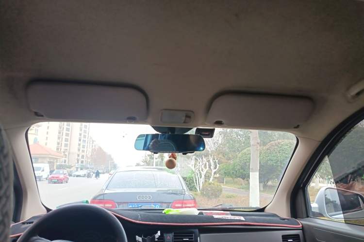 Used Wuling Rongguang V 2018 1.5L Standard Version