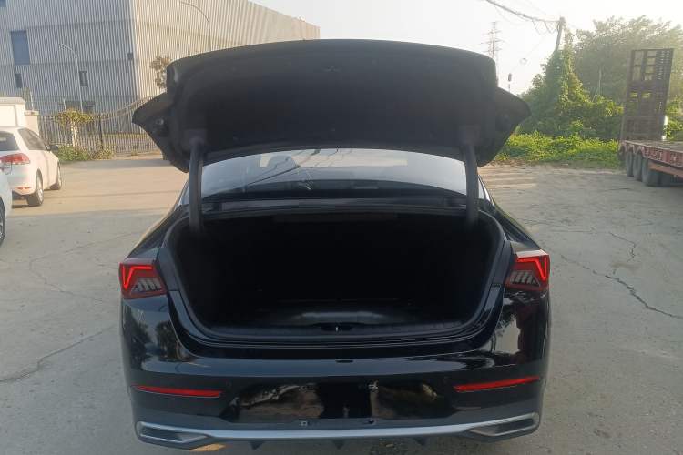 Used Kia K5 2021 270T CVVD Refreshed Edition
