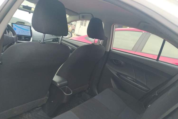 Used Toyota YARiS L 2018 1.5E CVT Champion Limited Edition
