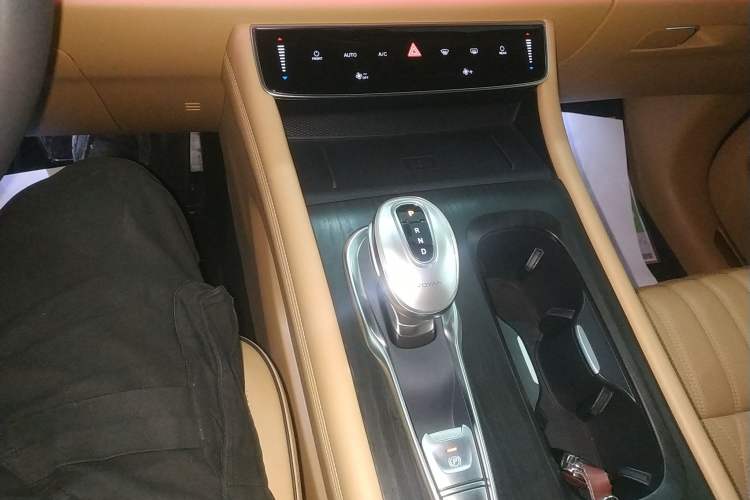 Used VOYAH Dream 2022 Low-Carbon Edition Dream+ Smart Enjoyment Package
