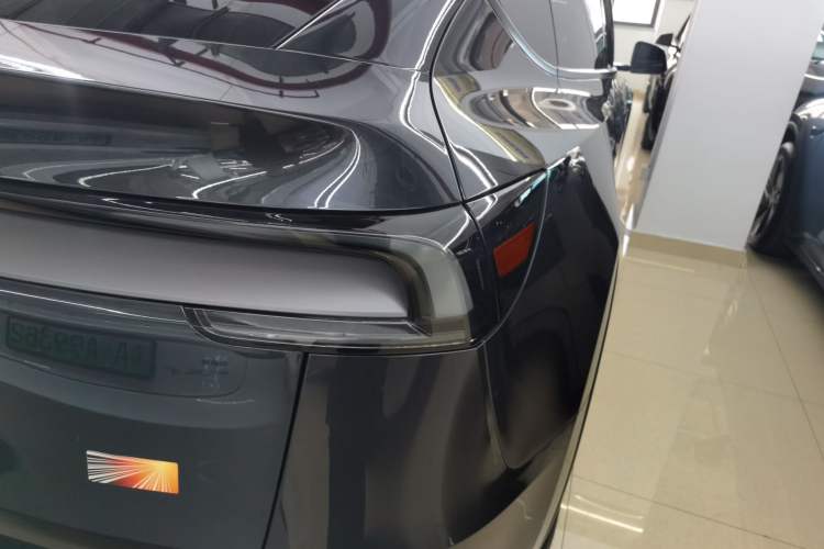 Used Tesla Model Y 2025 Rear-Wheel-Drive Version